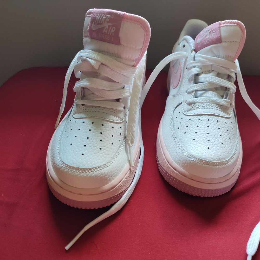 Nike Kids' Sneakers - White and Pink